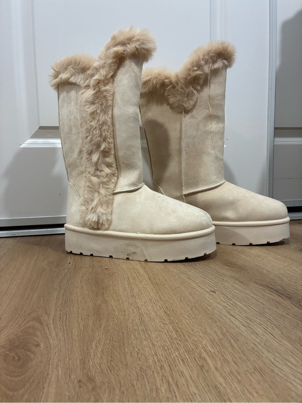 Women's Cream Faux Fur Platform Winter Boots